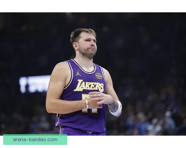 湖人伤情再添变数里夫斯核磁检查出战存疑东契奇仍无限期休战