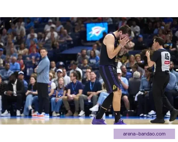 湖人伤情再添变数里夫斯核磁检查出战存疑东契奇仍无限期休战